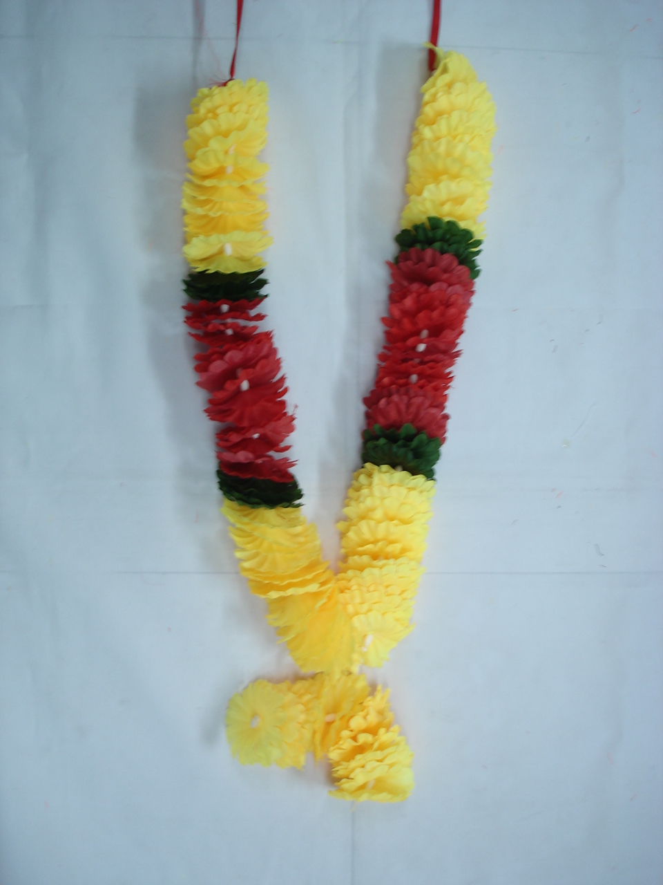 Manufacturers Exporters and Wholesale Suppliers of Artifical Garlands No-8 Karol Bagh 